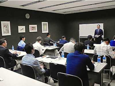 最新刊「社長が３か月不在でも、仕組みで稼ぐ、年商１０億円ビジネスのつくり方」